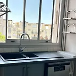 Apartament 2p Calme - Climatisation - 70m Du Metro M4 Barbara - 4 Pers Maximum Montrouge