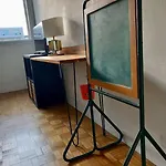 Apartament 2p Calme - Climatisation - 70m Du Metro M4 Barbara - 4 Pers Maximum Montrouge