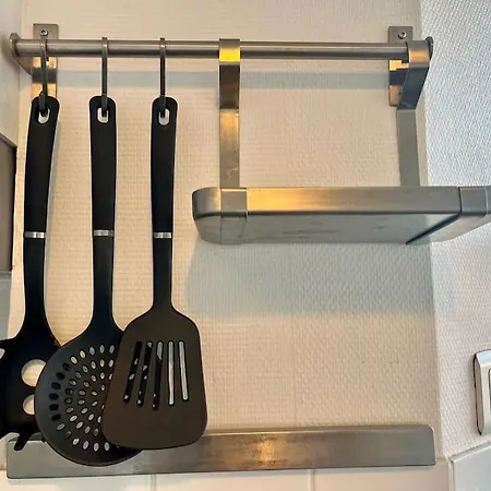 Apartamento 2p Calme - Climatisation - 70m Du Métro M4 Barbara - 4 Pers Maximum *